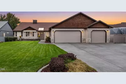 2635 NW Canyon Drive, Redmond, OR 97756 - Photo 1