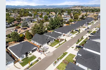 2833 Caldera Lane, Medford, OR 97504 - Photo 37