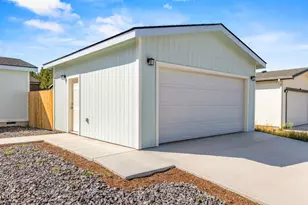 5620 Edith Wy, Klamath Falls, OR 97603 - Photo 21