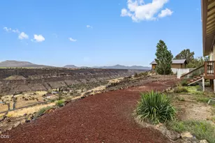13877 SW Peninsula Dr, Terrebonne, OR 97760 - Photo 25