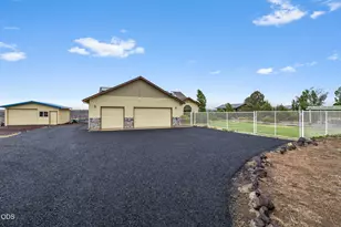13877 SW Peninsula Dr, Terrebonne, OR 97760 - Photo 29