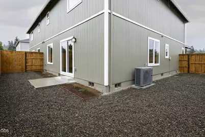 151 SE Champagne Court, Grants Pass, OR 97527 - Photo 21