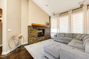 2663 Kerrisdale Ridge Dr, Medford, OR 97504 - Photo 9