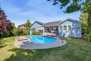 2663 Kerrisdale Ridge Dr, Medford, OR 97504 - Photo 37