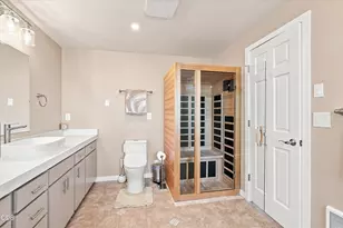 1750 Crestview Dr, Ashland, OR 97520 - Photo 23