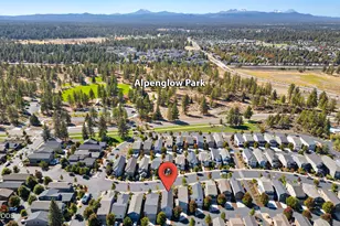 61066 SE Sydney Harbor Dr, Bend, OR 97702 - Photo 41