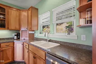 33 Quail Run Dr, Shady Cove, OR 97539 - Photo 9