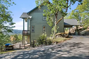 33 Quail Run Dr, Shady Cove, OR 97539 - Photo 37
