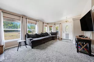 15944 Woodchip Ln, La Pine, OR 97739 - Photo 11