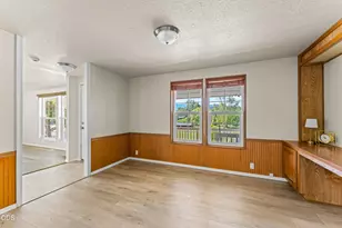 5550 Demaray Dr, Grants Pass, OR 97527 - Photo 13