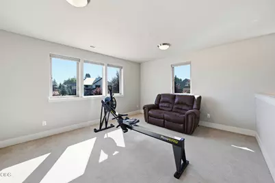 63128 NW Via Cambria, Bend, OR 97703 - Photo 25