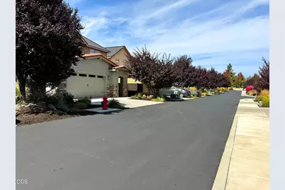 63128 NW Via Cambria, Bend, OR 97703 - Photo 35