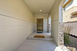 63128 NW Via Cambria, Bend, OR 97703 - Photo 3