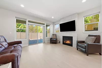 63128 NW Via Cambria, Bend, OR 97703 - Photo 9