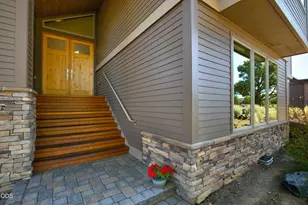 1042 Trail Creek Dr, Redmond, OR 97756 - Photo 5