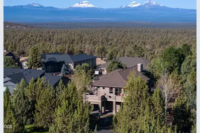 1042 Trail Creek Drive, Redmond, OR 97756 - Photo 3