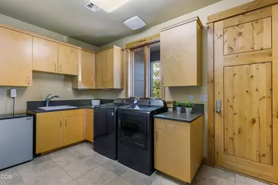 1042 Trail Creek Drive, Redmond, OR 97756 - Photo 19