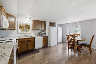 16046 Davis Ave, La Pine, OR 97739 - Photo 9