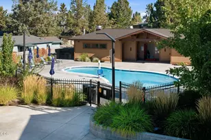 20738 Livengood Way, Bend, OR 97701 - Photo 33