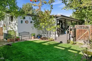 20738 Livengood Way, Bend, OR 97701 - Photo 23