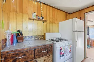 2460 S Melrose Dr, Prineville, OR 97754 - Photo 7