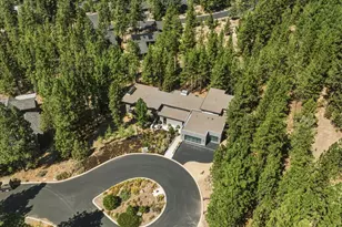 19492 Bainbridge Ct, Bend, OR 97702 - Photo 55