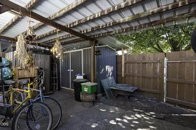401 Morningside Street, Medford, OR 97501 - Photo 23