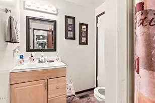401 Morningside St, Medford, OR 97501 - Photo 15