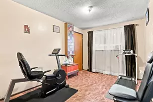 401 Morningside St, Medford, OR 97501 - Photo 11