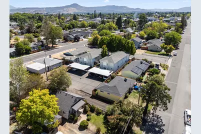 123 Maple Street, Central Point, OR 97502 - Photo 49