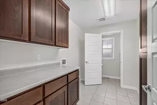1175 Ashford Way, Medford, OR 97504 - Photo 15