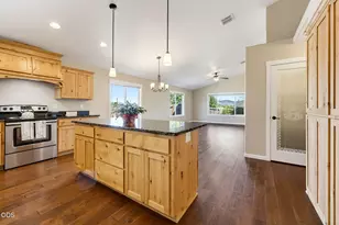 425 SE Cadet Ct, Grants Pass, OR 97527 - Photo 13