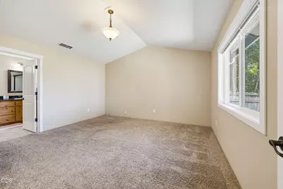 425 SE Cadet Court, Grants Pass, OR 97527 - Photo 17