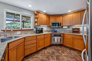60947 Garnet St, Bend, OR 97702 - Photo 11