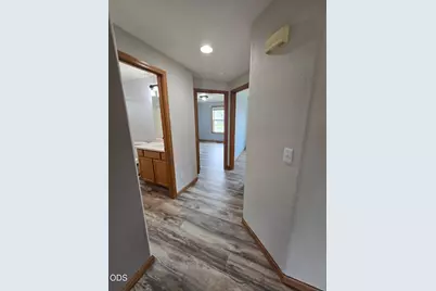 1826 Northwood Drive, Central Point, OR 97502 - Photo 7