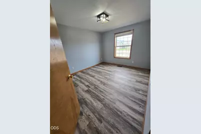 1826 Northwood Drive, Central Point, OR 97502 - Photo 9