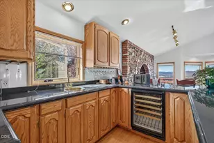 6590 Hillcrest Rd, Medford, OR 97504 - Photo 19