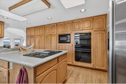 6590 Hillcrest Road, Medford, OR 97504 - Photo 21