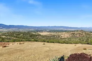 6590 Hillcrest Rd, Medford, OR 97504 - Photo 91