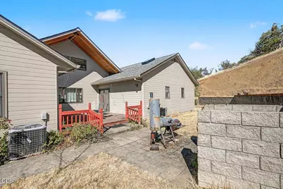 6590 Hillcrest Road, Medford, OR 97504 - Photo 51