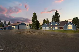 44220 Cowboy Hill Ln, Chiloquin, OR 97624 - Photo 57