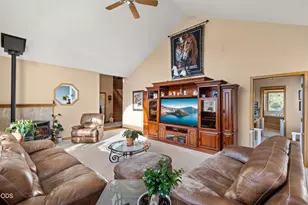44220 Cowboy Hill Ln, Chiloquin, OR 97624 - Photo 11
