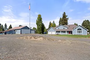44220 Cowboy Hill Ln, Chiloquin, OR 97624 - Photo 37