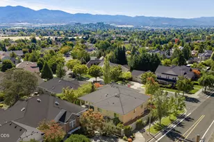 401 Stanford Ave, Medford, OR 97504 - Photo 67