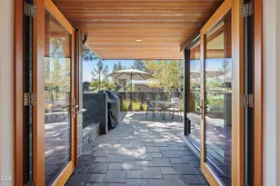 62773 NW Sand Lily Way, Bend, OR 97703 - Photo 15