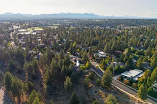 2244 NW Lolo Dr, Bend, OR 97703 - Photo 69