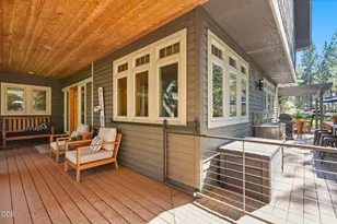 3028 NW Underhill Pl, Bend, OR 97703 - Photo 5