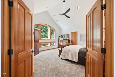 3028 NW Underhill Place, Bend, OR 97703 - Photo 25
