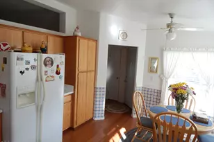 130 Riverview Cir, Shady Cove, OR 97539 - Photo 5
