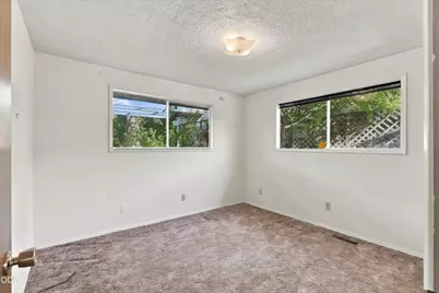 133 S Church Street, Phoenix, OR 97535 - Photo 19